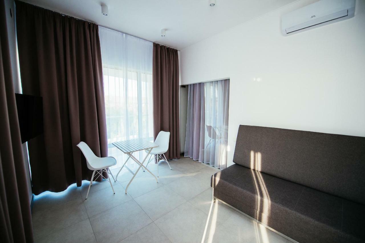 Zigzag Hotel Zatoka Buitenkant foto