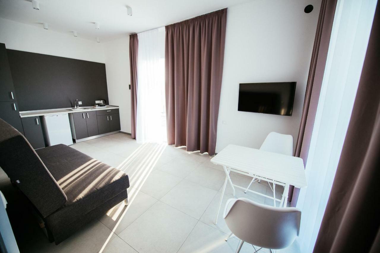 Zigzag Hotel Zatoka Buitenkant foto